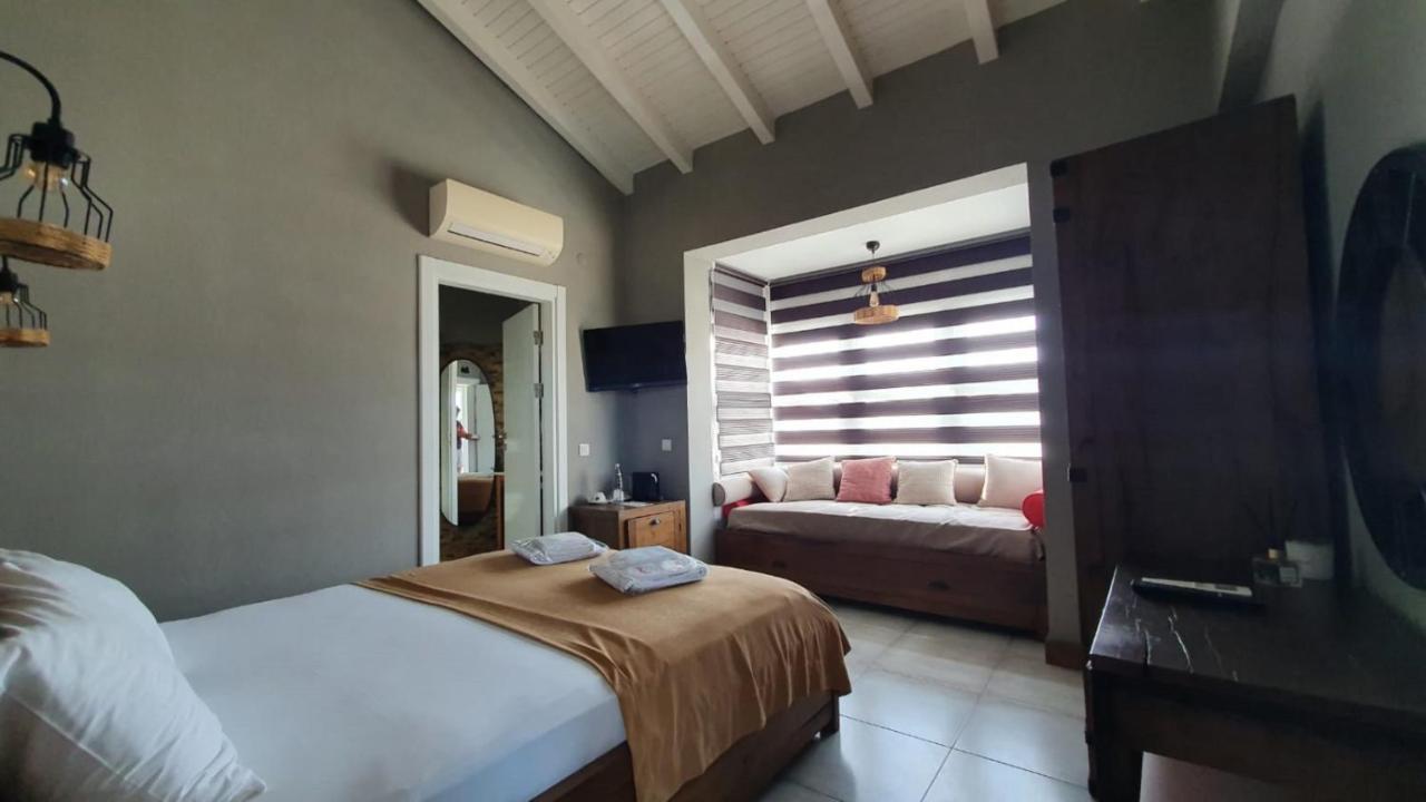 Signature Alacati Hotel Екстериор снимка
