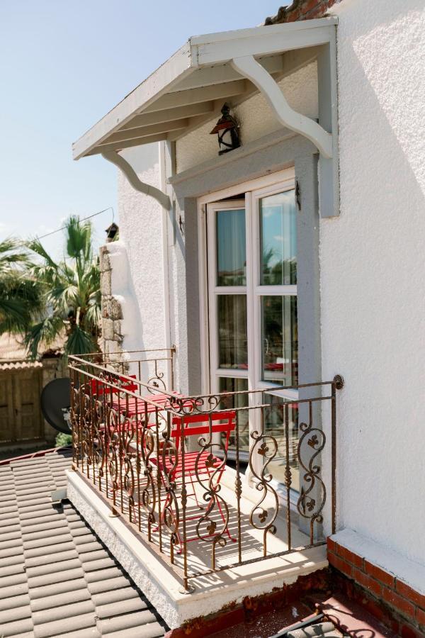 Signature Alacati Hotel Екстериор снимка