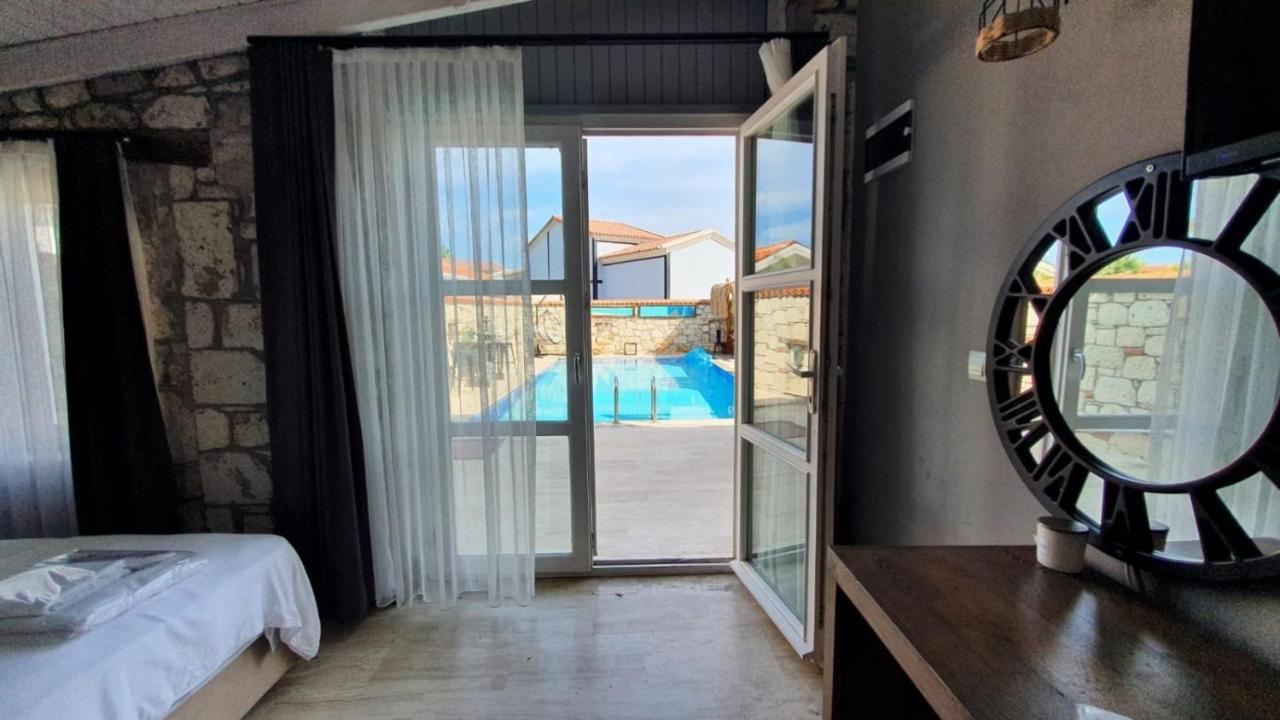 Signature Alacati Hotel Екстериор снимка
